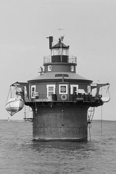 Craighill Channel Lower Range Front Light